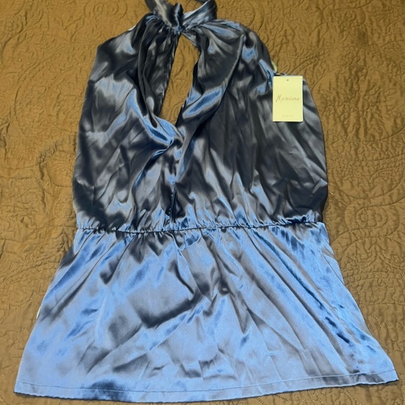 Beautiful blue NWT Marciano silk halter top 
Size Large 
Absolutely stunning - Picture 1 of 6